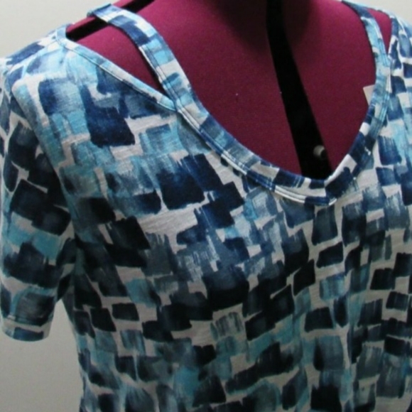 Signature Weekend Split Shoulder Shirt - Picture 4 of 6